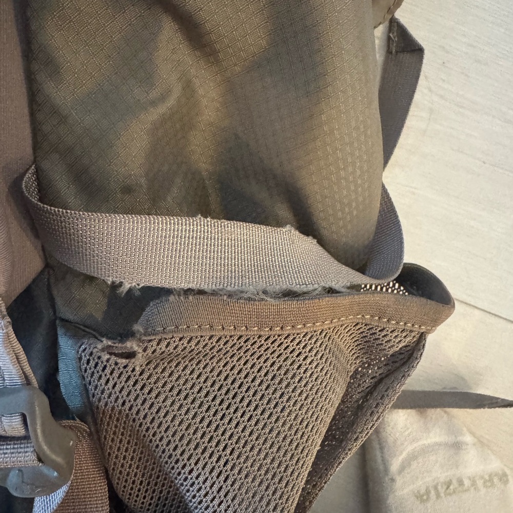 Gregory Deva 60l Backpack - Picture 4 of 4